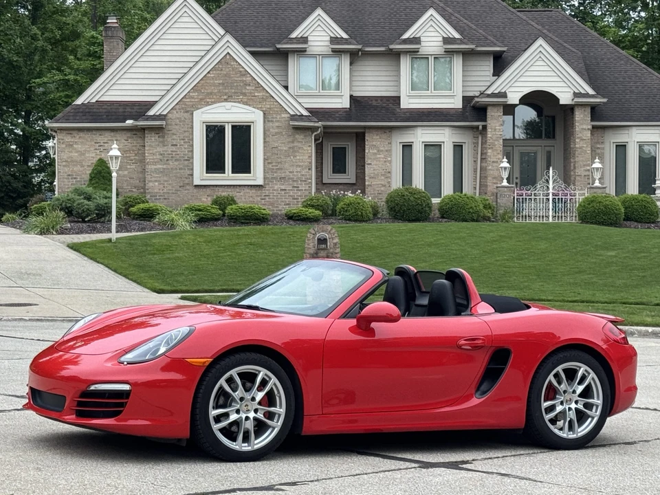 2013 Porsche 981 Boxster - Image 2 of 31