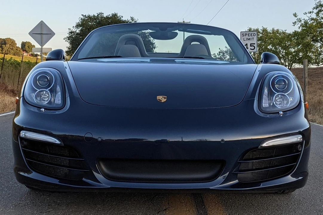 2013 Porsche 981 Boxster - Image 2 of 31