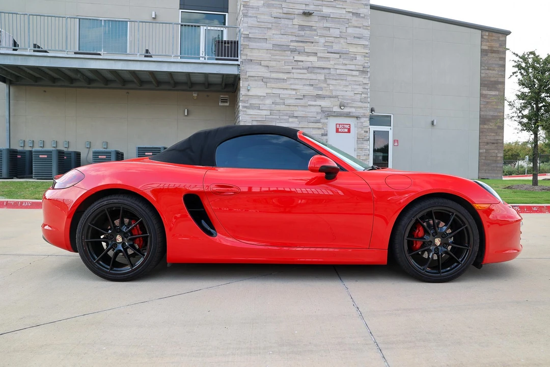 2013 Porsche 981 Boxster - Image 16 of 31