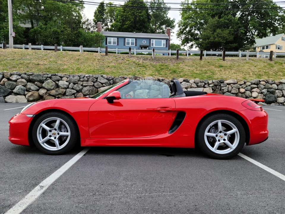 2013 Porsche 981 Boxster - Image 2 of 31