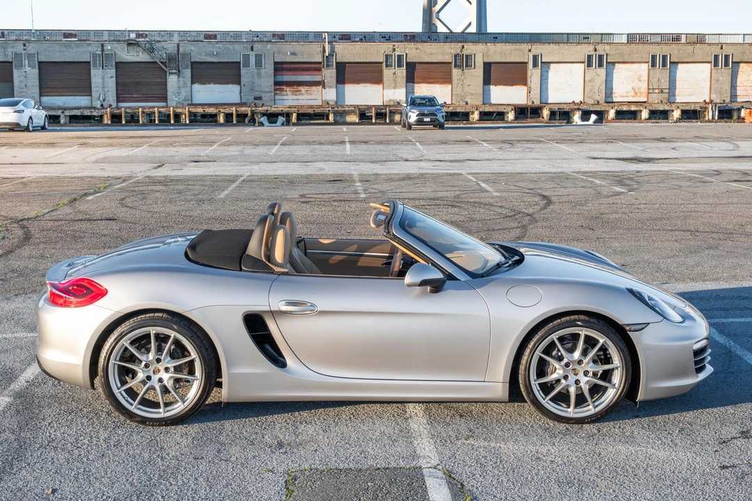 2013 Porsche 981 Boxster - Image 9 of 31