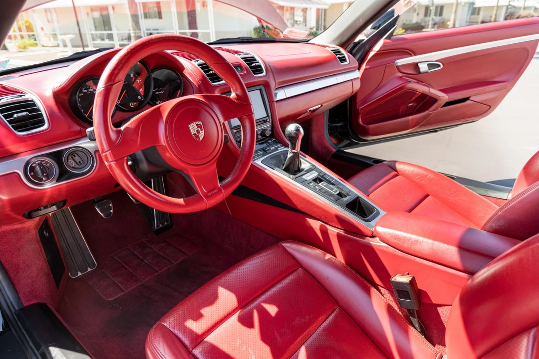2013 Porsche 981 Boxster - Image 25 of 31