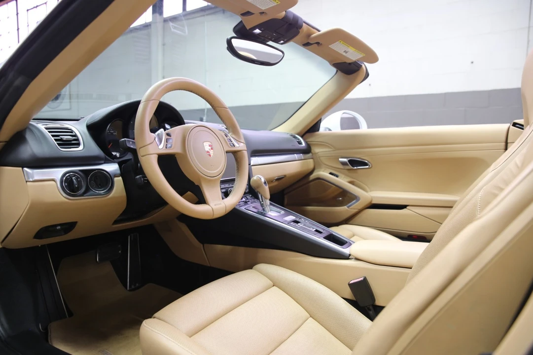 2013 Porsche 981 Boxster - Image 10 of 31