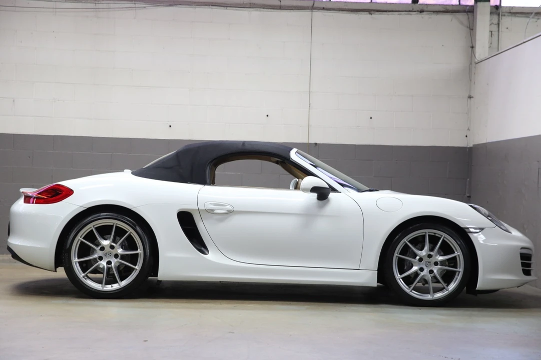 2013 Porsche 981 Boxster - Image 14 of 31