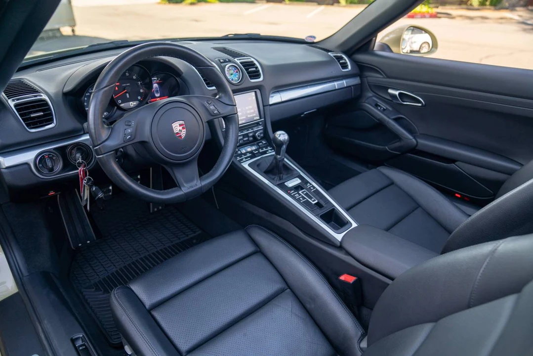2013 Porsche 981 Boxster - Image 4 of 5