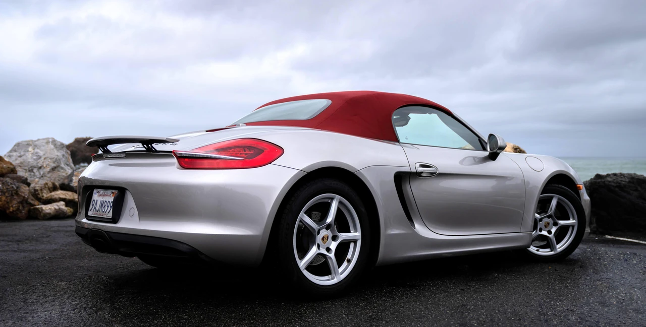 2013 Porsche 981 Boxster - Image 12 of 31