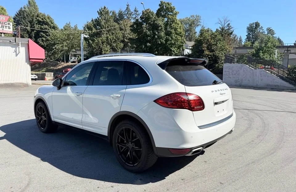 2013 Porsche 958 Cayenne - Image 18 of 20