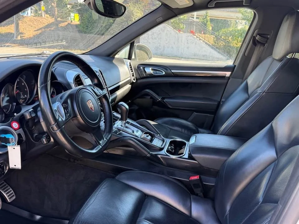 2013 Porsche 958 Cayenne - Image 8 of 20