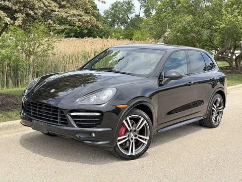 2013 Porsche Cayenne GTS