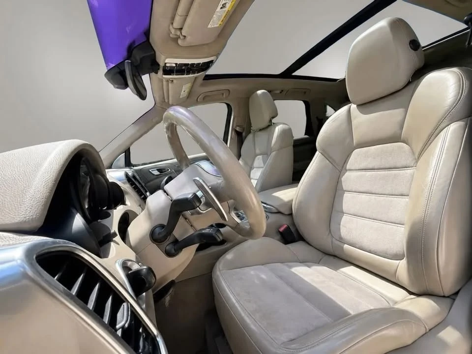 2013 Porsche 958 Cayenne GTS - Image 17 of 19