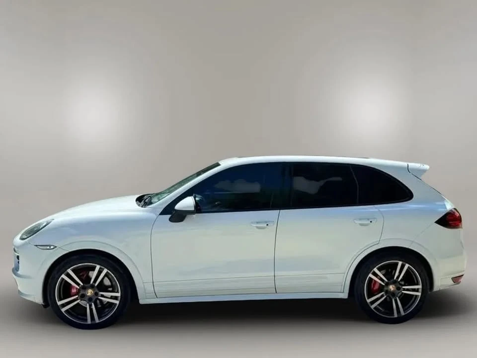 2013 Porsche 958 Cayenne GTS - Image 10 of 19
