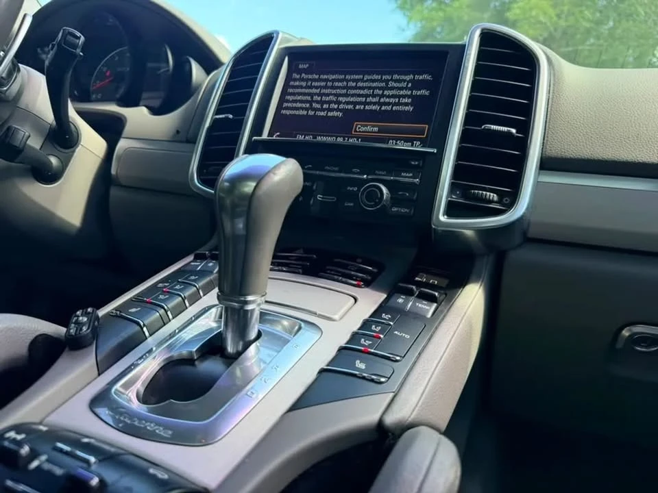 2013 Porsche 958 Cayenne GTS - Image 2 of 19