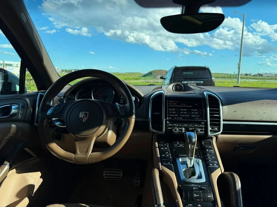2013 Porsche 958 Cayenne S - Image 13 of 20