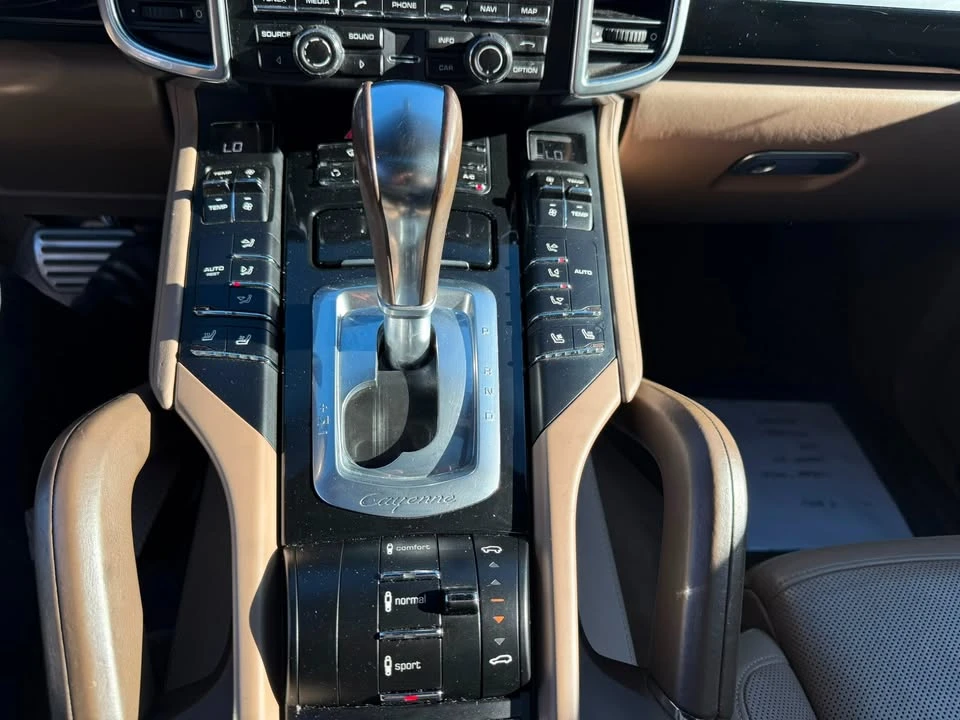 2013 Porsche 958 Cayenne S - Image 15 of 20
