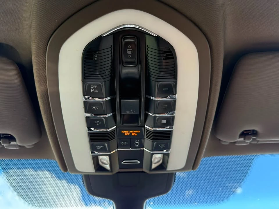 2013 Porsche 958 Cayenne S - Image 19 of 20
