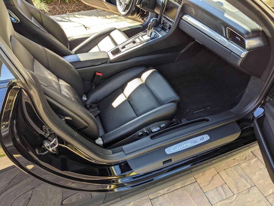 2013 Porsche 991 Carrera 4 - Image 9 of 25
