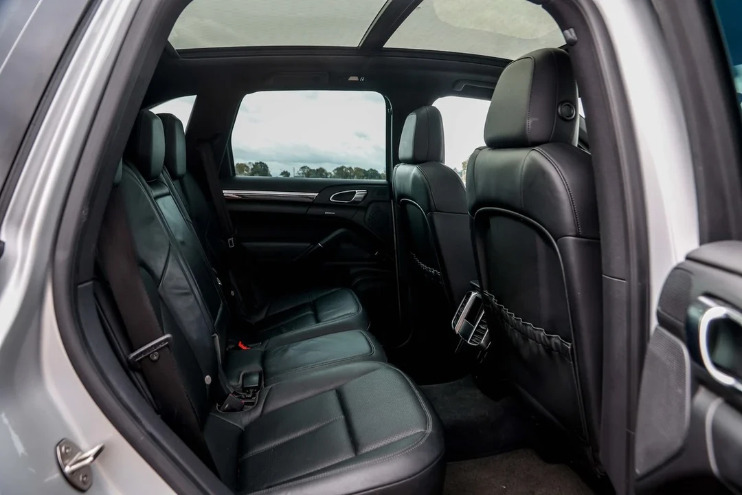 2013 Porsche 958 Cayenne - Image 25 of 30