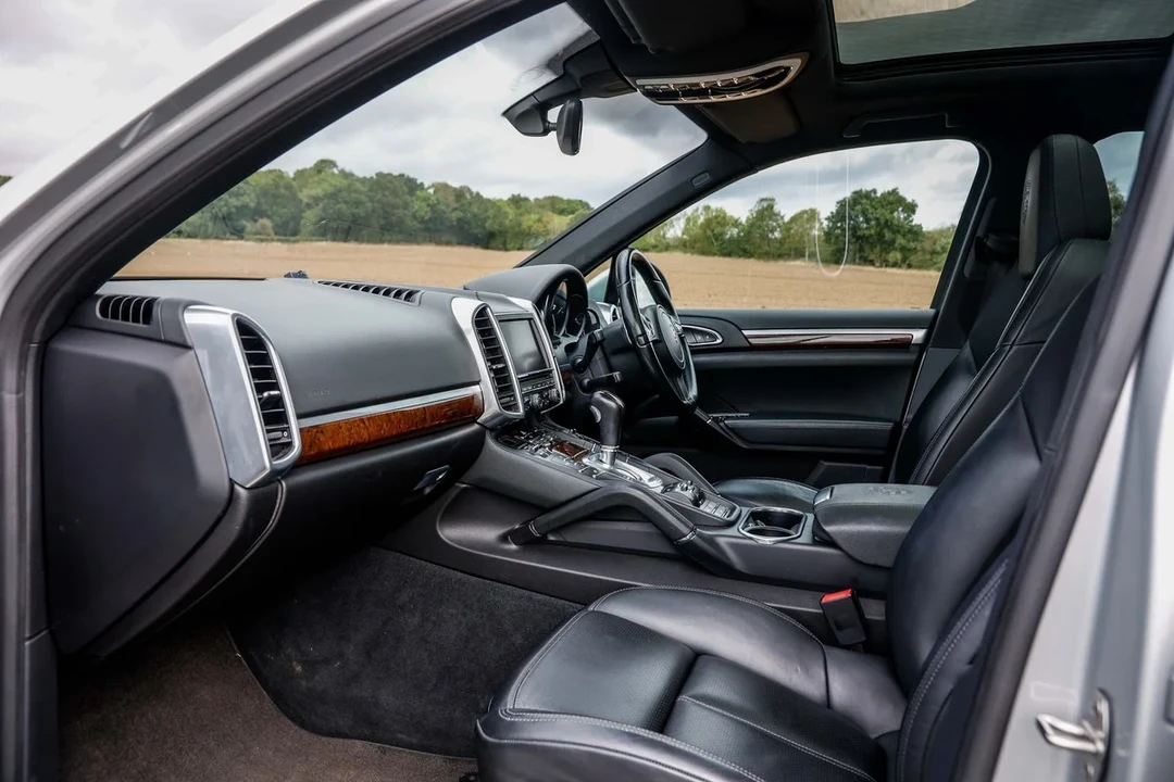 2013 Porsche 958 Cayenne - Image 17 of 30