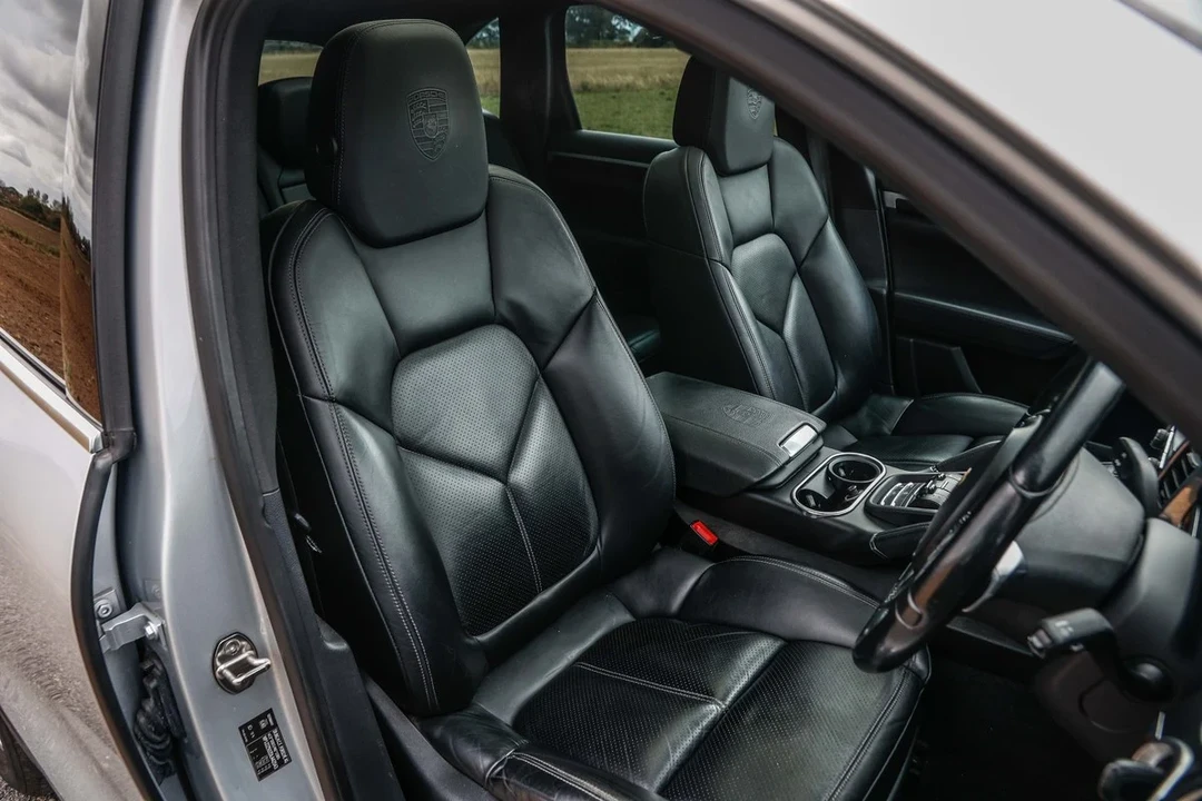 2013 Porsche 958 Cayenne - Image 15 of 30
