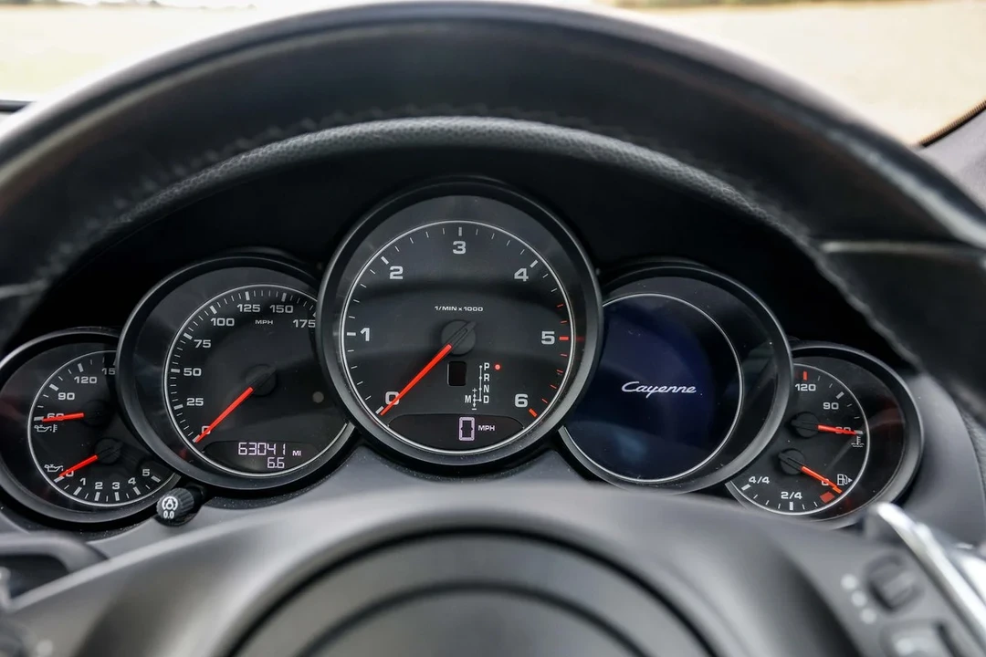 2013 Porsche 958 Cayenne - Image 27 of 30
