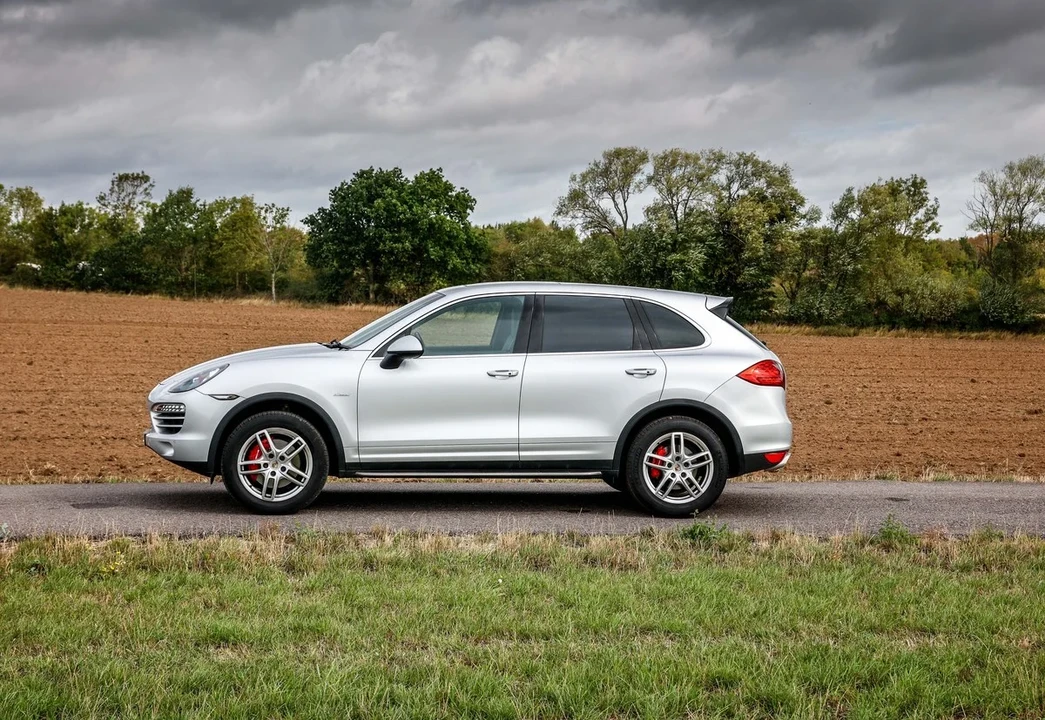2013 Porsche 958 Cayenne - Image 6 of 30