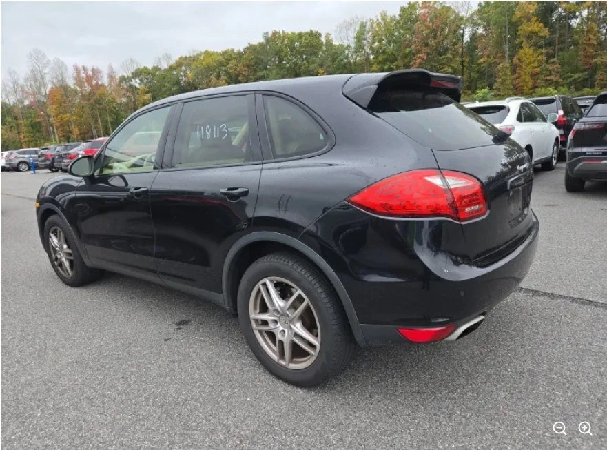 2013 Porsche 958 Cayenne - Image 11 of 20