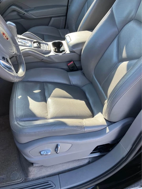 2013 Porsche 958 Cayenne - Image 7 of 9