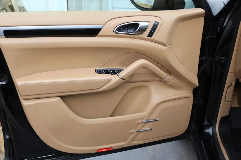 2013 Porsche 958 Cayenne - Image 14 of 20