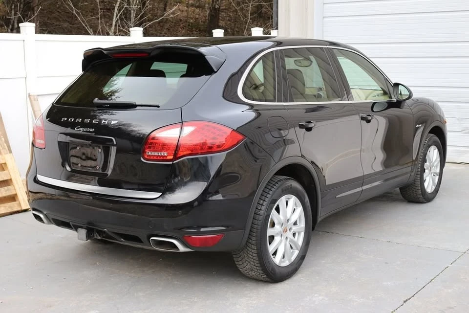 2013 Porsche 958 Cayenne - Image 7 of 20