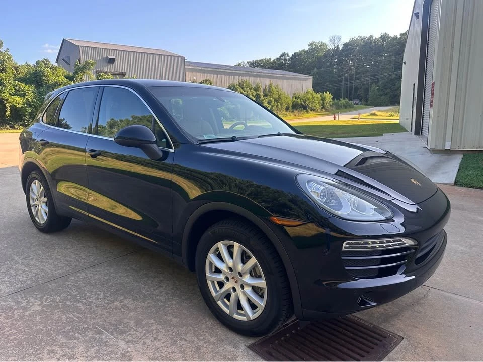 2013 Porsche 958 Cayenne - Image 2 of 14