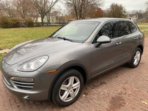 2013 Porsche 958 Cayenne - Image 2 of 17