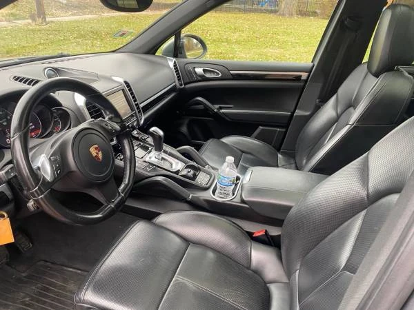2013 Porsche 958 Cayenne - Image 5 of 17
