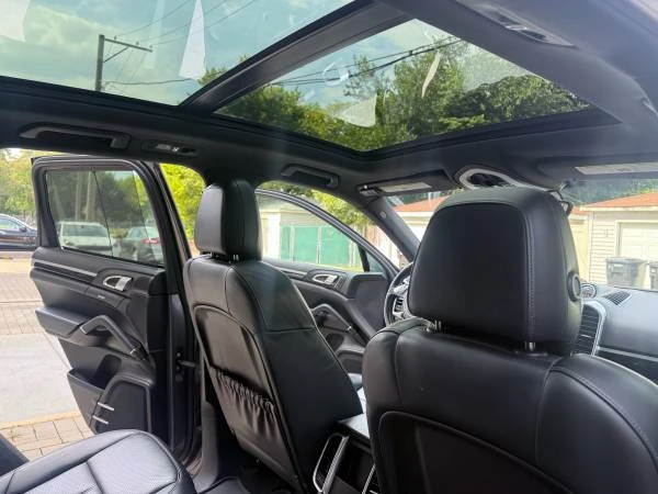2013 Porsche 958 Cayenne - Image 17 of 18