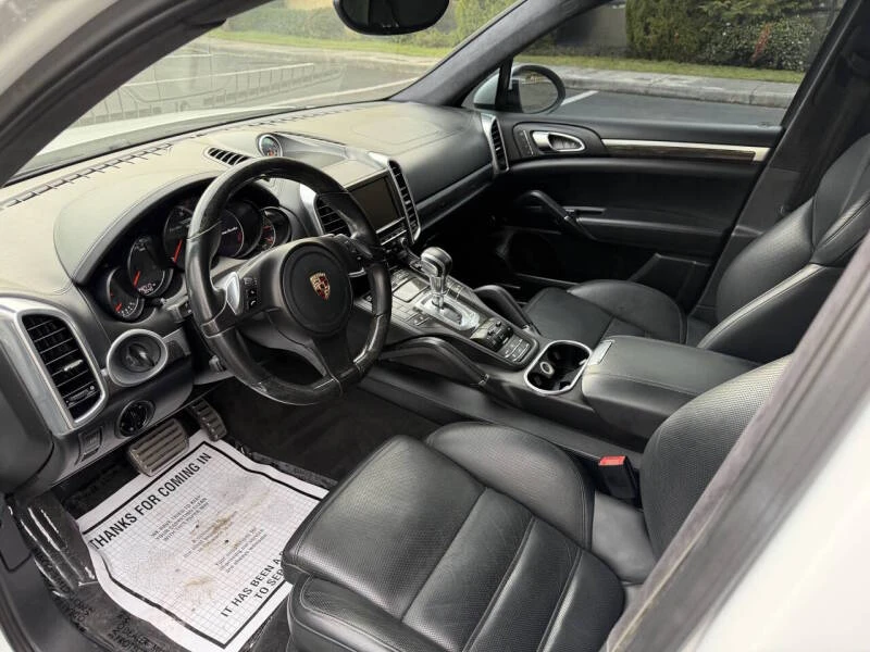 2013 Porsche 958 Cayenne - Image 12 of 20