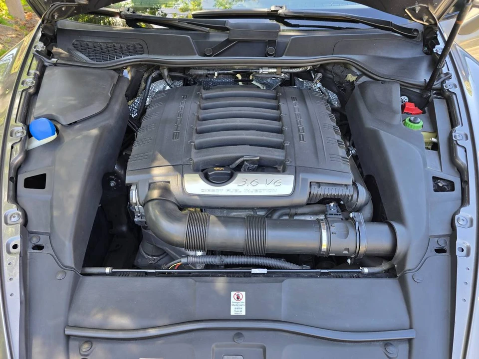 2013 Porsche 958 Cayenne - Image 18 of 24