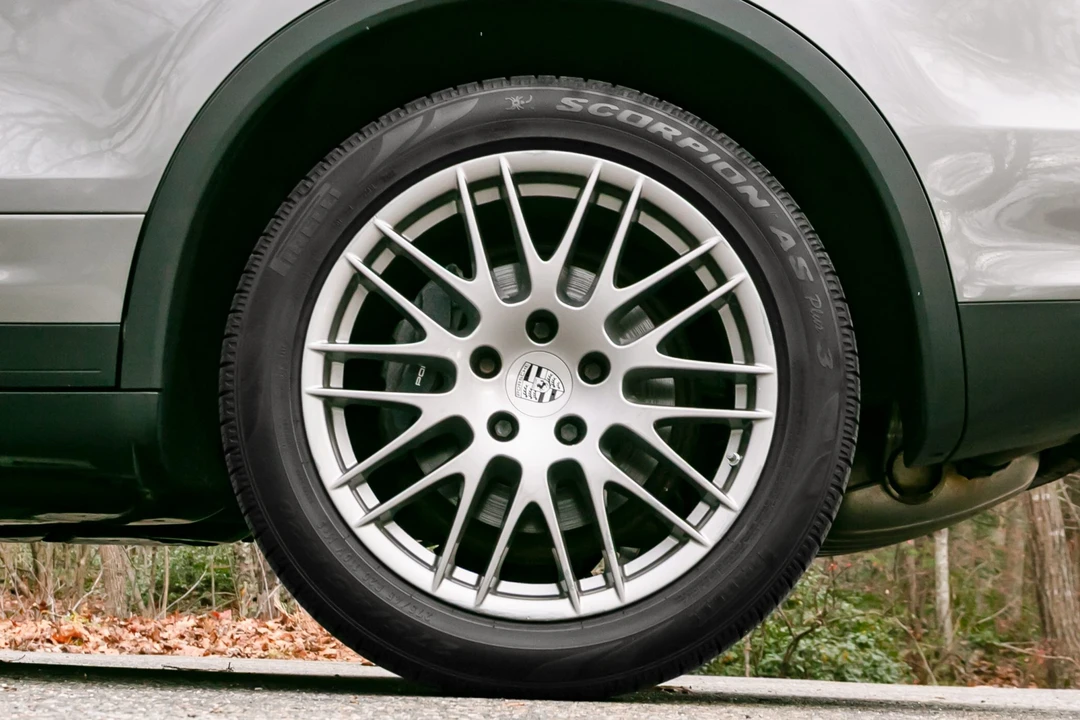 2013 Porsche 958 Cayenne - Image 28 of 31