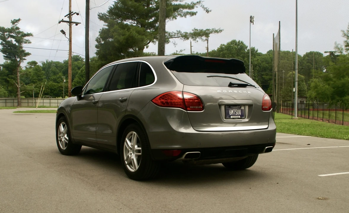 2013 Porsche 958 Cayenne - Image 28 of 31
