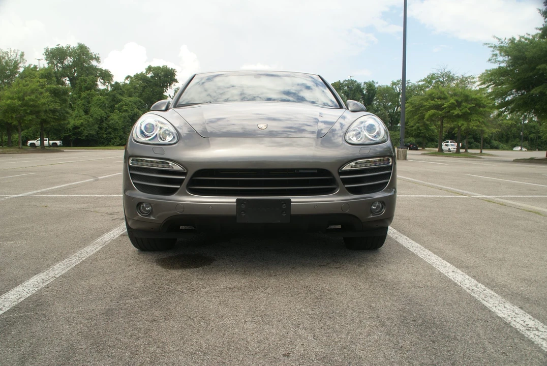 2013 Porsche 958 Cayenne - Image 9 of 31