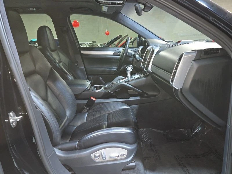 2013 Porsche 958 Cayenne GTS - Image 10 of 12