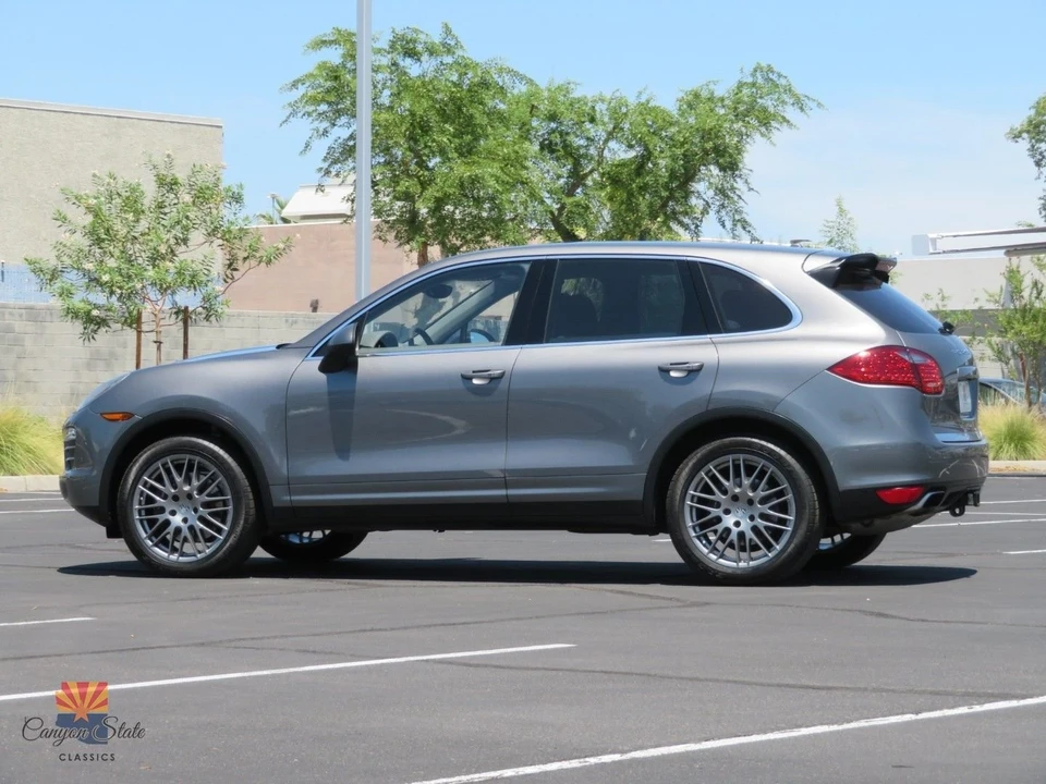 2013 Porsche 958 Cayenne - Image 10 of 31