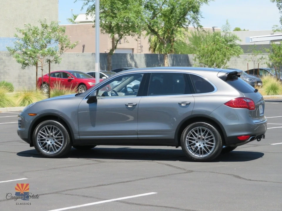 2013 Porsche 958 Cayenne - Image 9 of 31