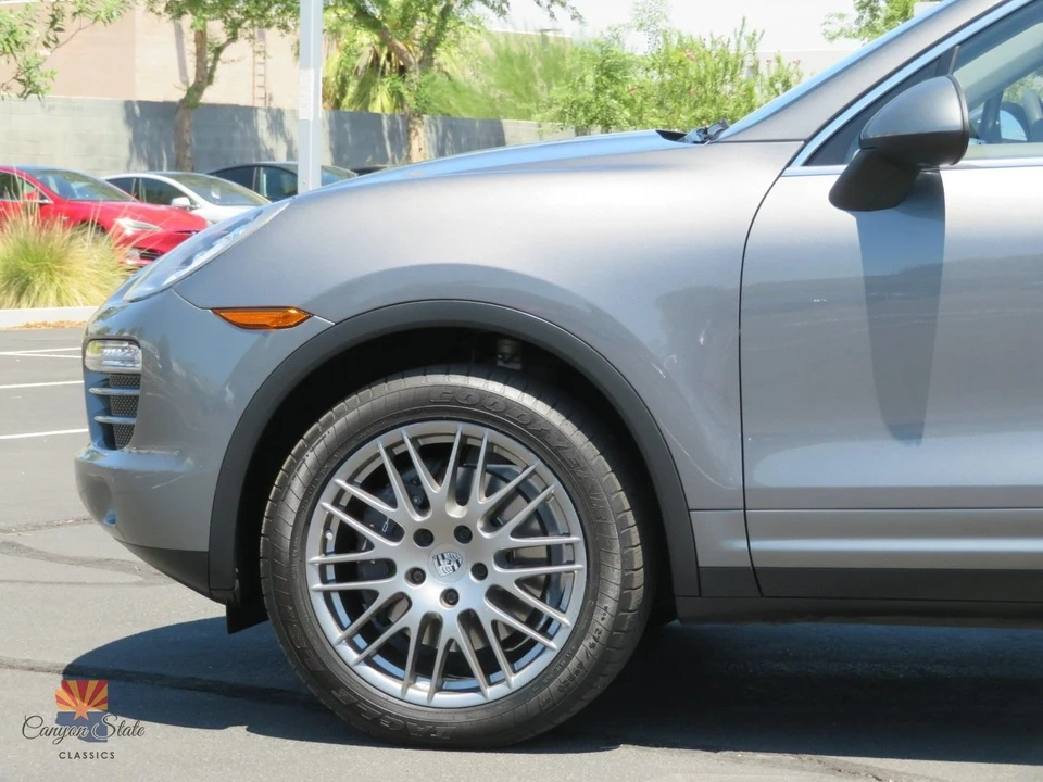 2013 Porsche 958 Cayenne - Image 18 of 31