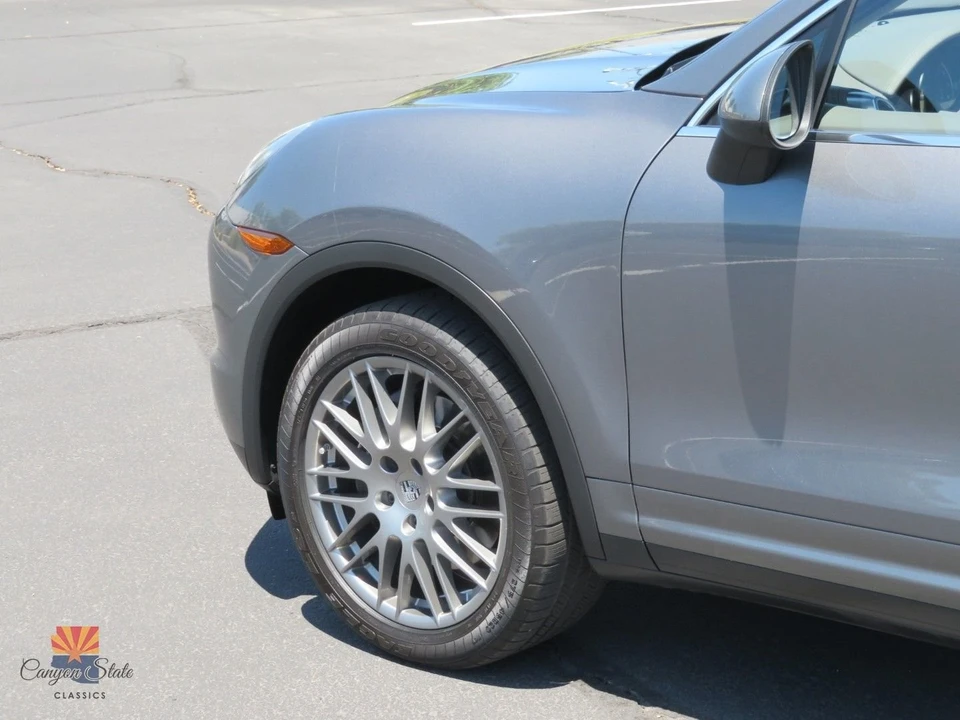 2013 Porsche 958 Cayenne - Image 13 of 31
