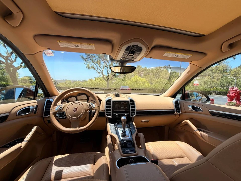 2013 Porsche 958 Cayenne - Image 12 of 21