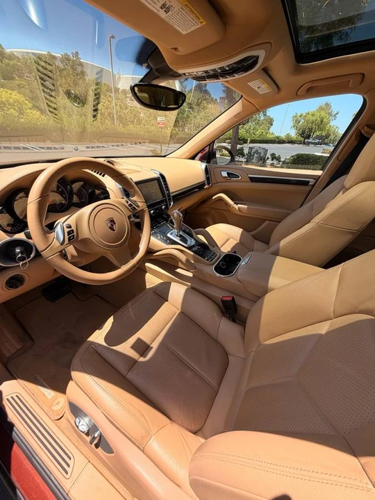 2013 Porsche 958 Cayenne - Image 2 of 21