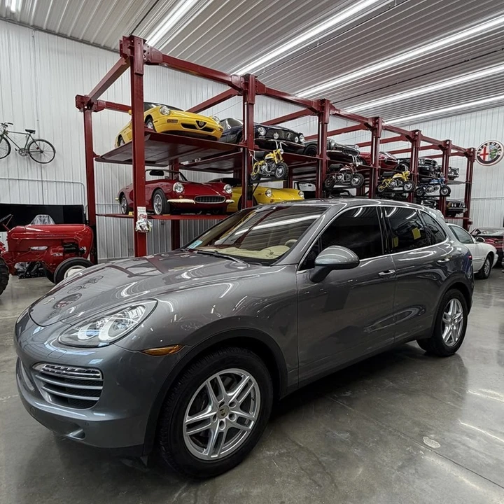 2013 Porsche 958 Cayenne - Image 2 of 19
