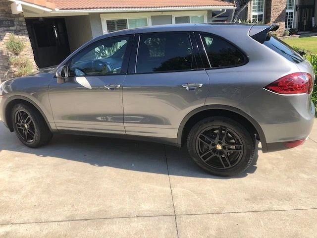 2013 Porsche 958 Cayenne - Image 9 of 18