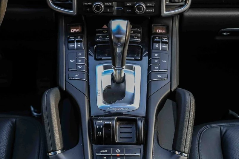 2013 Porsche 958 Cayenne - Image 12 of 12