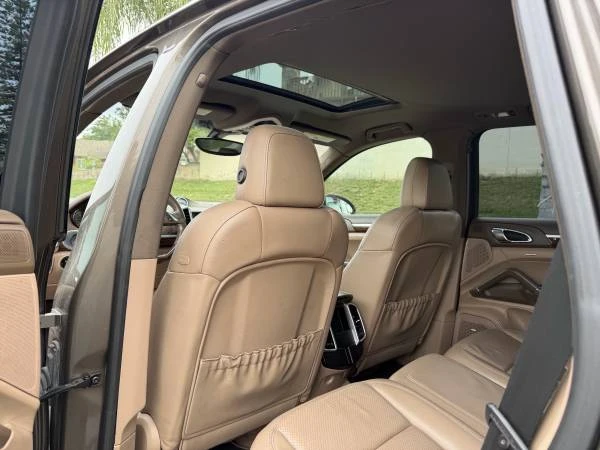 2013 Porsche 958 Cayenne - Image 8 of 11