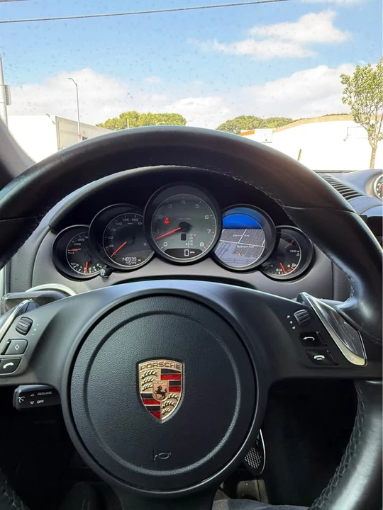 2013 Porsche 958 Cayenne S - Image 9 of 11